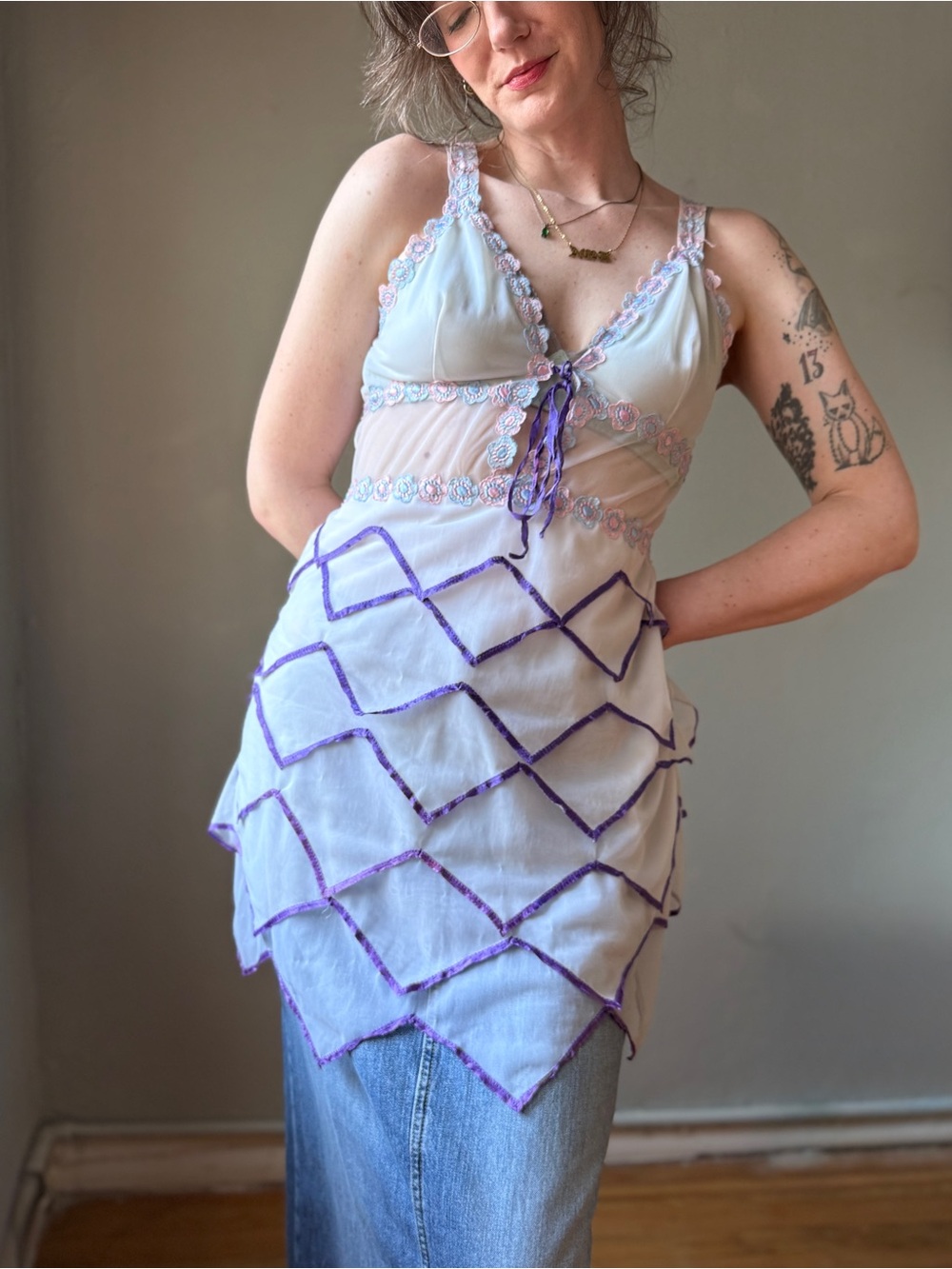 Vintage 90s Sheer Mesh Appliqué Dress | Romantic Boudoir Mini Slip | Size M/L - Picture 10 of 13